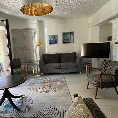 Cazat Rozat Holiday home